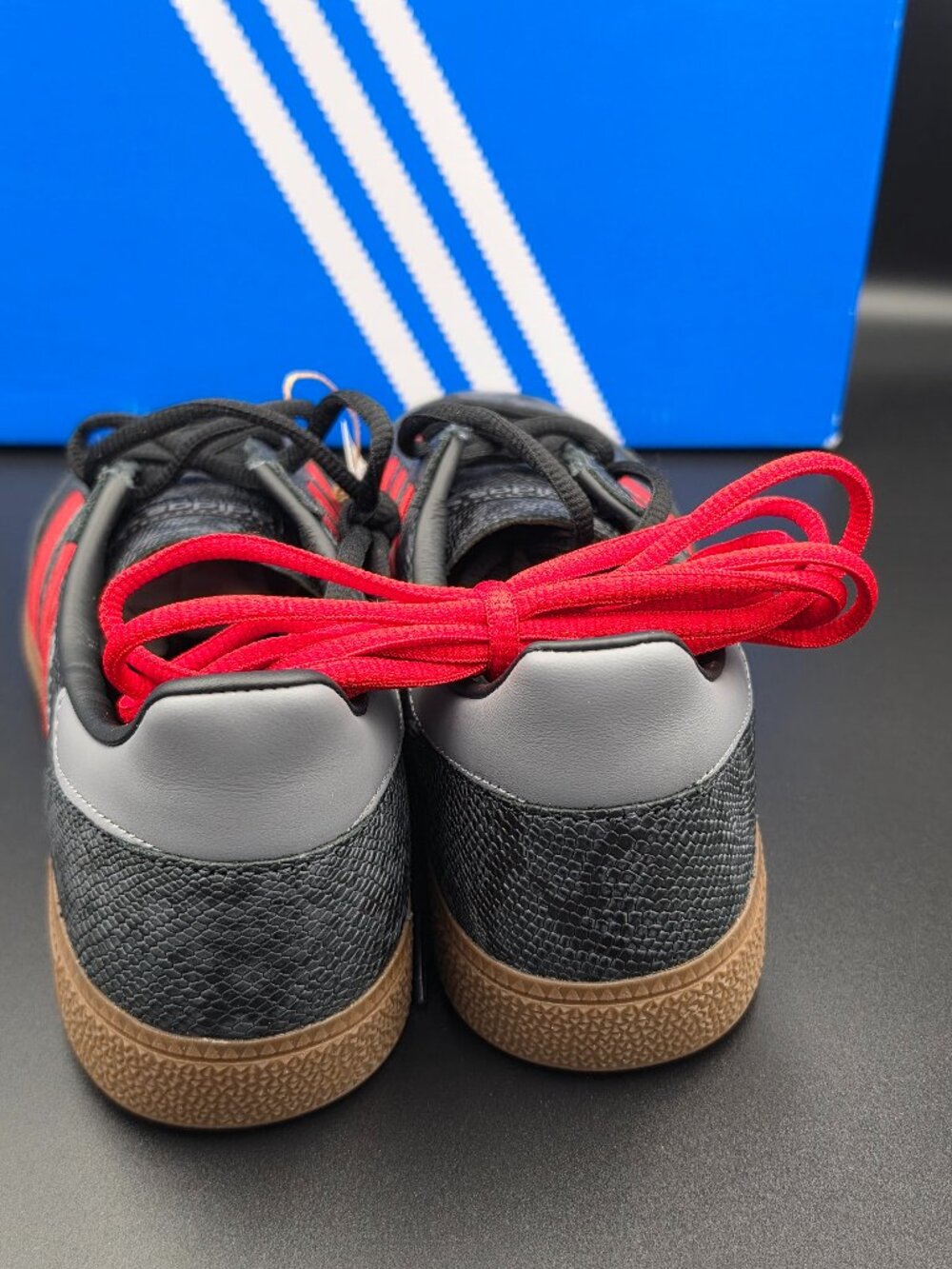 Adidas Handball Spezial Black Red Gum Men's 9 Women's 10 KK1191 NIB - Picture 4 of 6